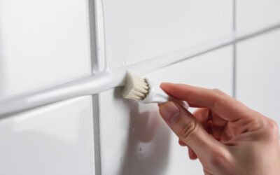 Comment nettoyer efficacement les joints de douche sans abîmer les surfaces