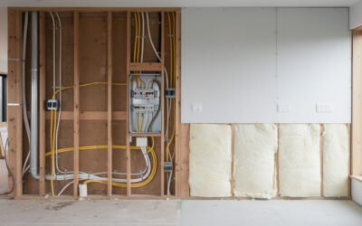 Electricité avant ou après isolation : quel ordre privilégier pour une maison performante